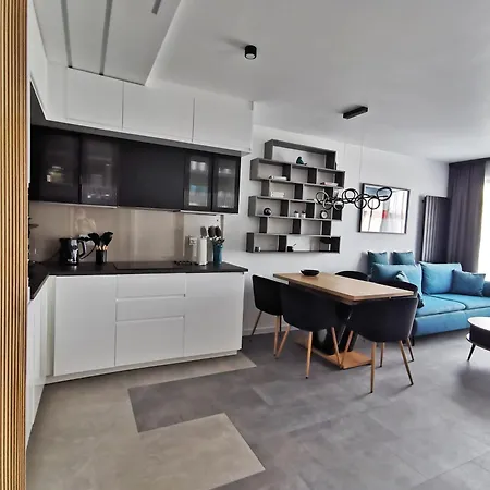 Apartament Smart Grunwaldzka 240 *