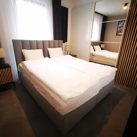 Apartament Smart Grunwaldzka 240 *